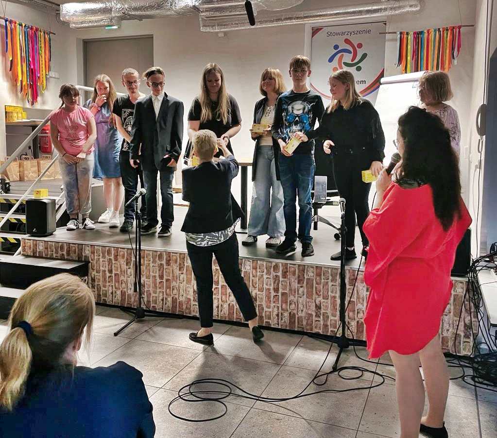 „Piernik do wiatraka” – spektakl teatru forum